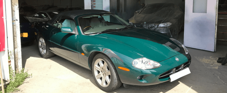 Jaguar Classic Green XK8