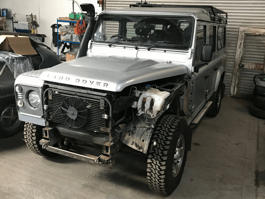 Wing removed from Landrover Defender