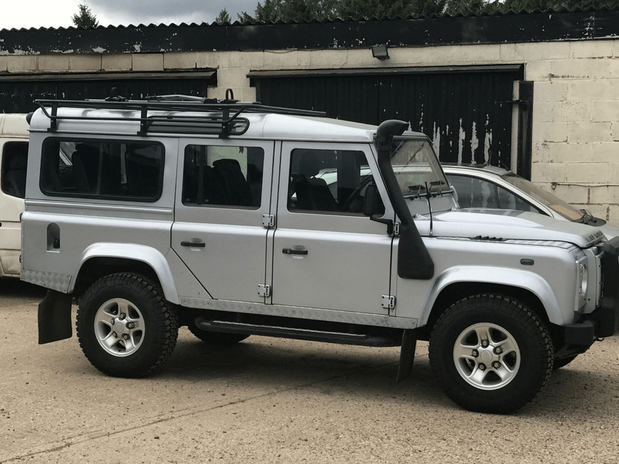 Landrover Defender Leaving Car Magic