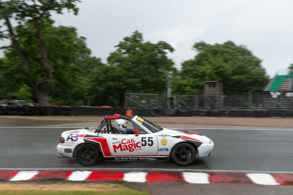 Racing Action Mazda MX-5