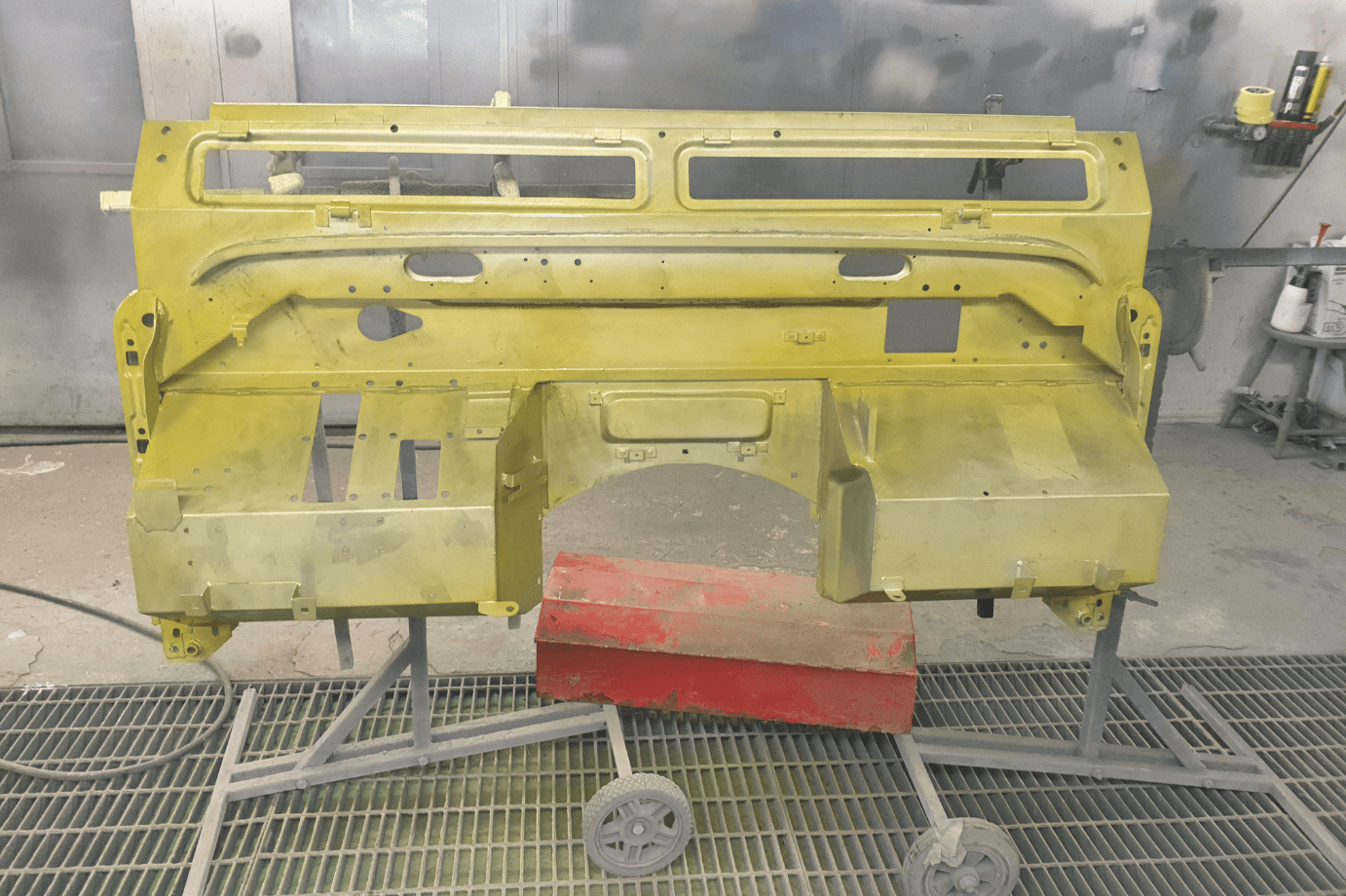 Bulkhead etch primer