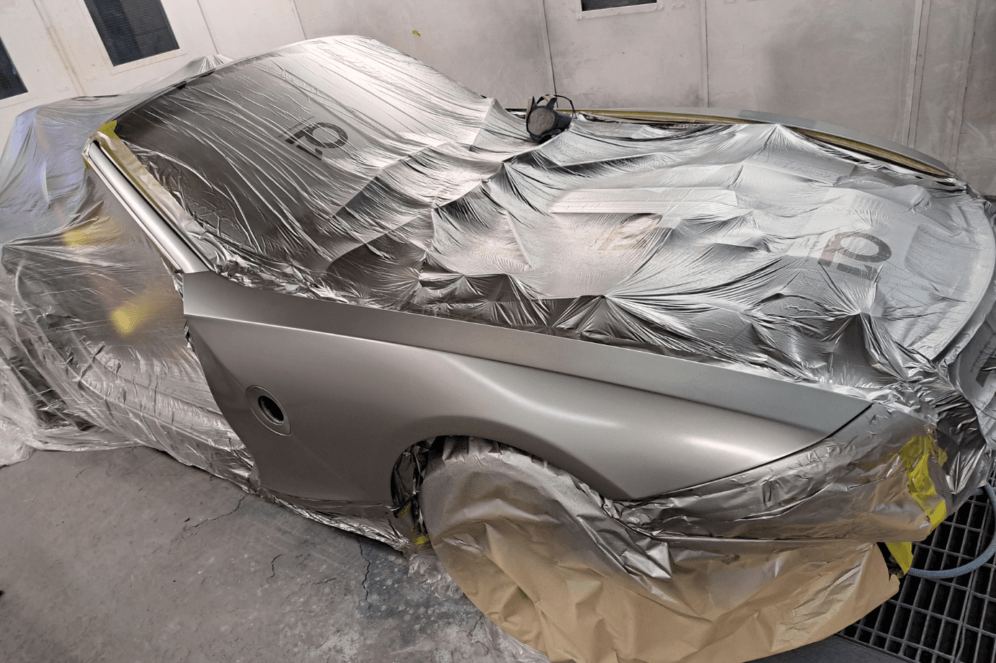BMW Repaint Z4 in oven progress